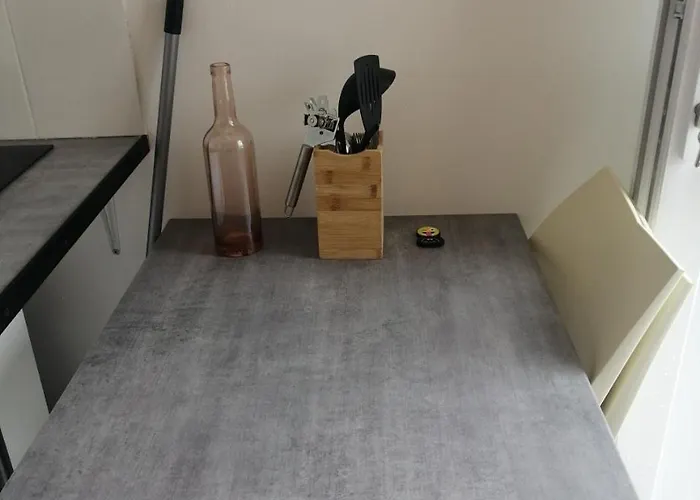 아파트 Independant *